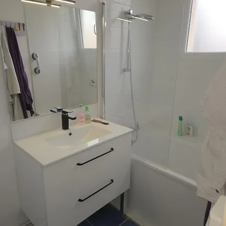 Pres Des 24h Avec 1 Lit Et 1 Lit D'appoint -60kg Accommodatie bij particulieren Le Mans